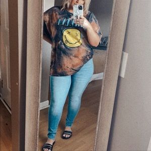 Bleached, Nirvana tee